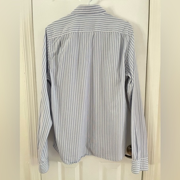 Abercrombie and Fitch blue and white striped shirt- Size Large - Picture 3 of 4
